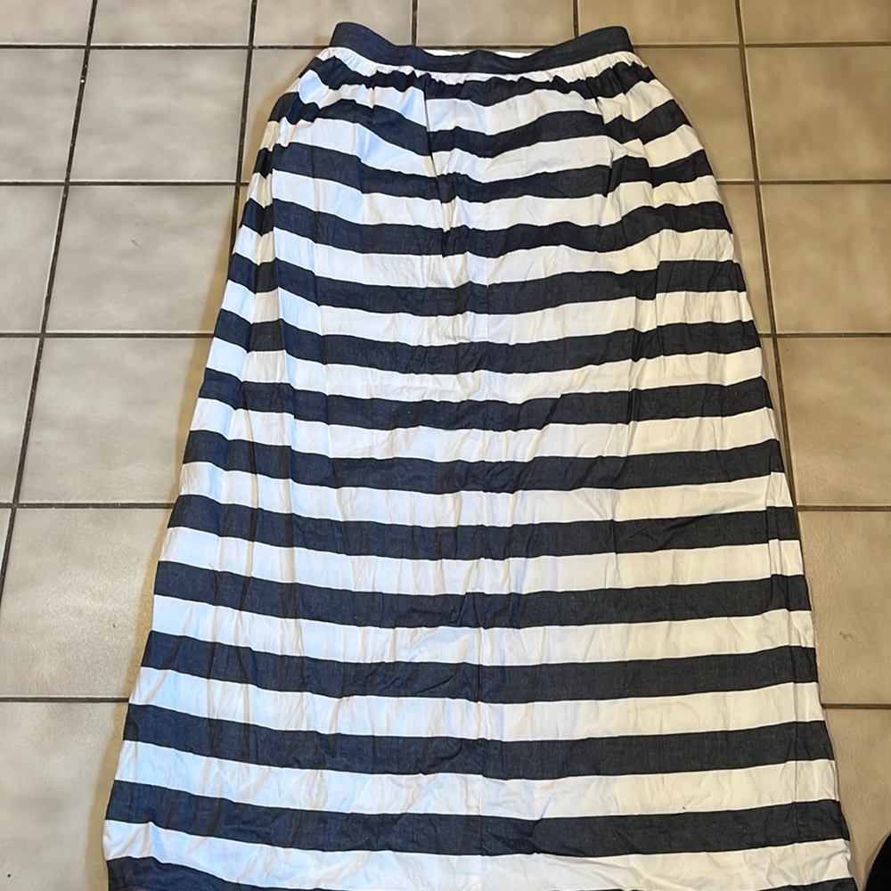 Banana Republic Maxi Skirt size 8